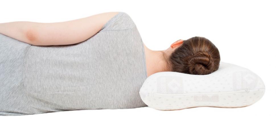 как правильно спать на ортопедической подушке с выемкой